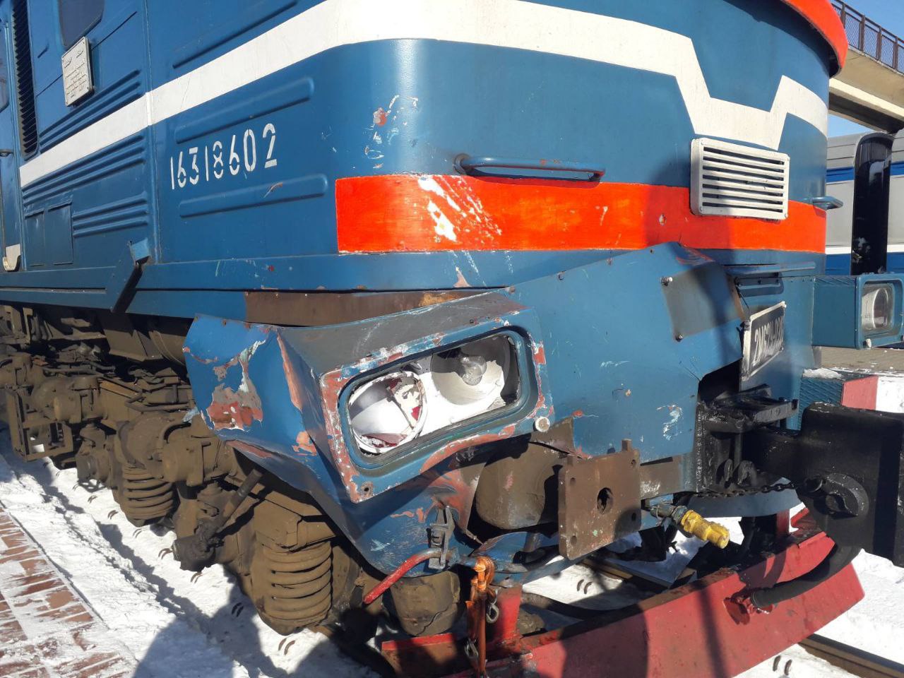 Поезд протаранил заглохший автомобиль в Кричевском районе