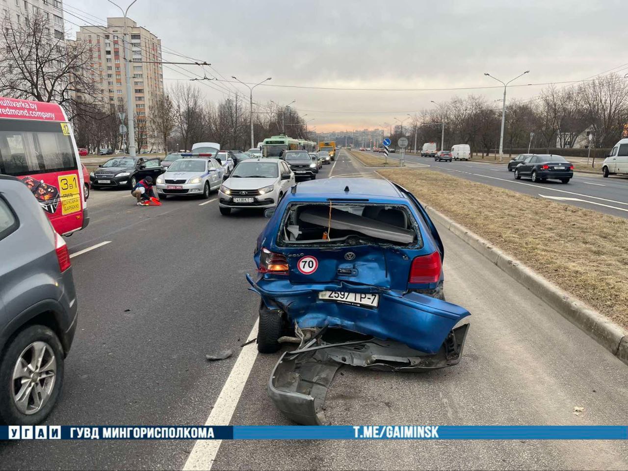 Четверо пассажиров маршрутки доставлены в больницу после ДТП в Минске