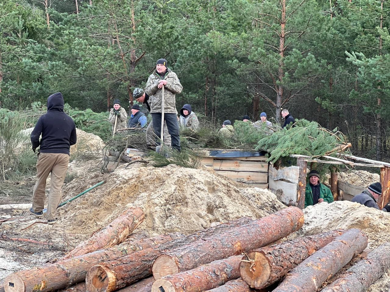 Украина строит вторую линию противотанковых рвов на беларусской границе
