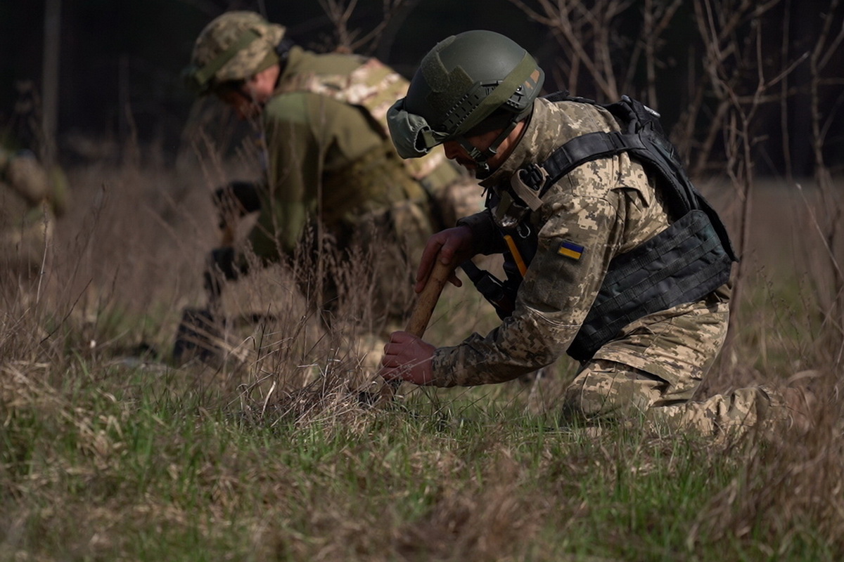 За неделю Украина установила у границы с Беларусью и РФ более 6 тысяч противотанковых мин