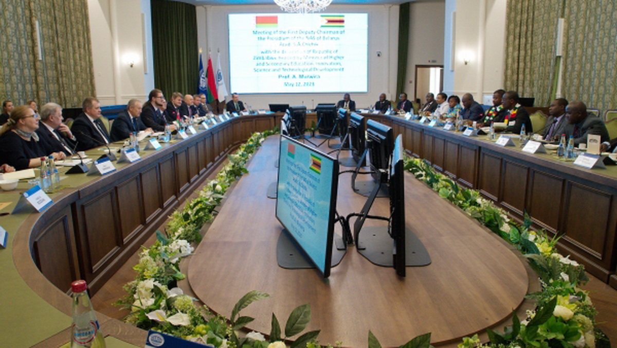 Беларусь и Зимбабве хотят сотрудничать в сфере космических технологий