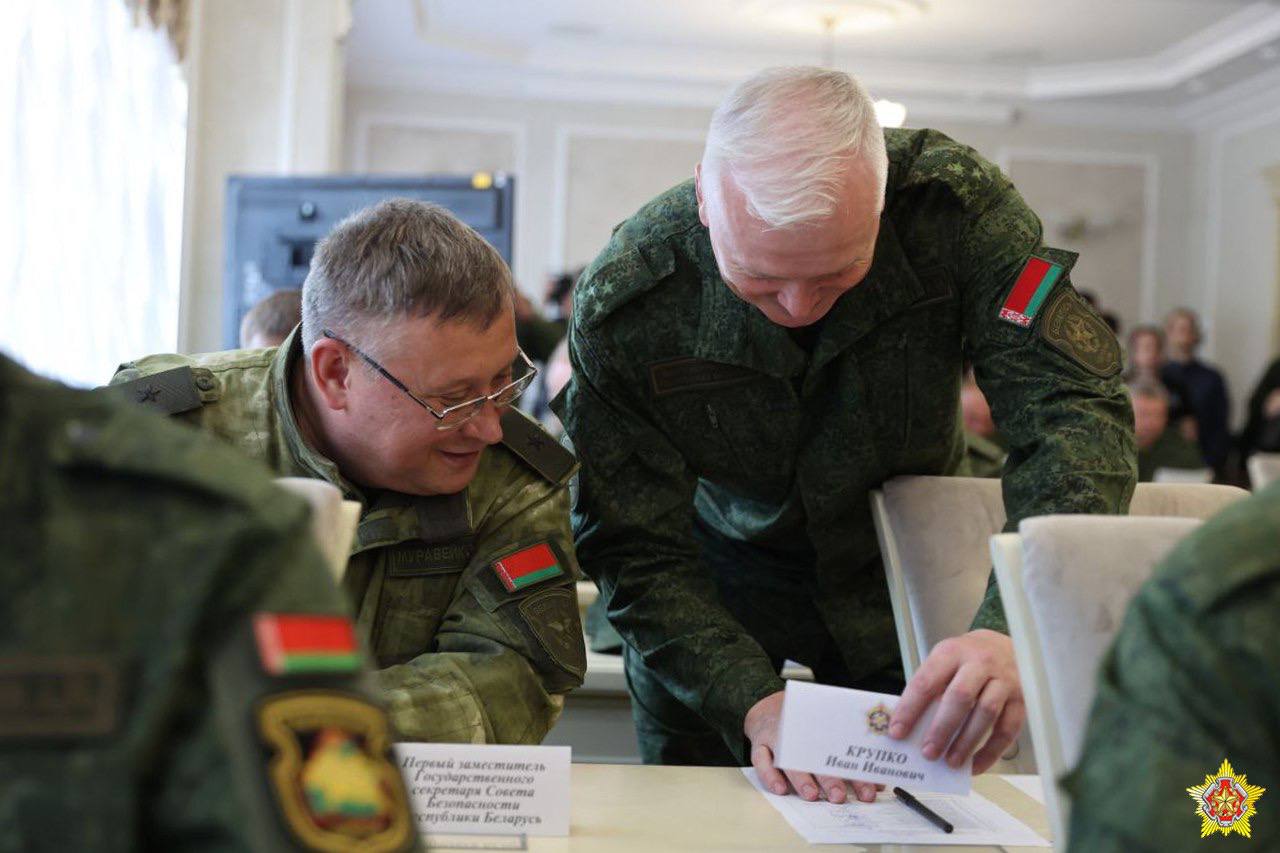 Хренин проводит сборы с председателями исполкомов