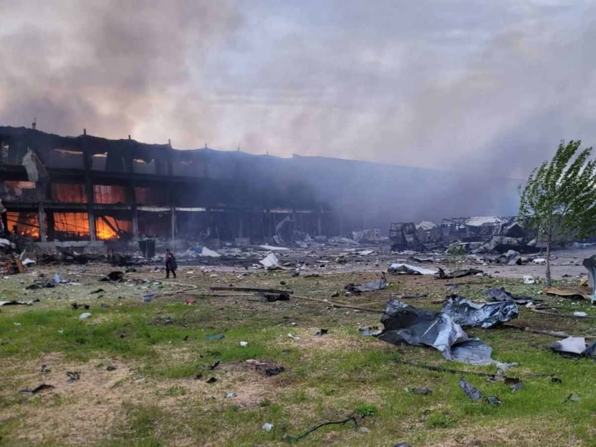 Россияне уничтожили склад Красного Креста в Одессе