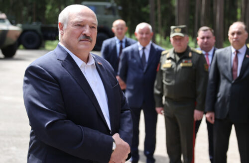 Александр Лукашенко во время рабочей поездки в Минскую область