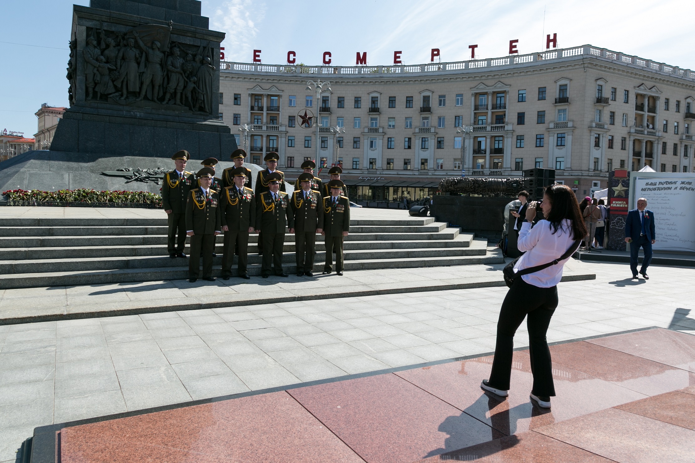 Площадь Победы на 3 июля и пустой город: церемониал вблизи - фоторепортаж Reform.by