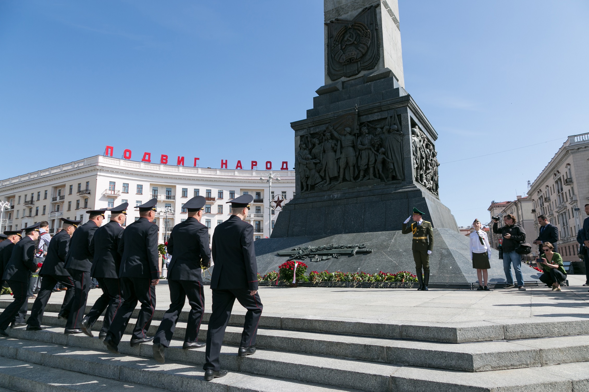 Площадь Победы на 3 июля и пустой город: церемониал вблизи - фоторепортаж Reform.by