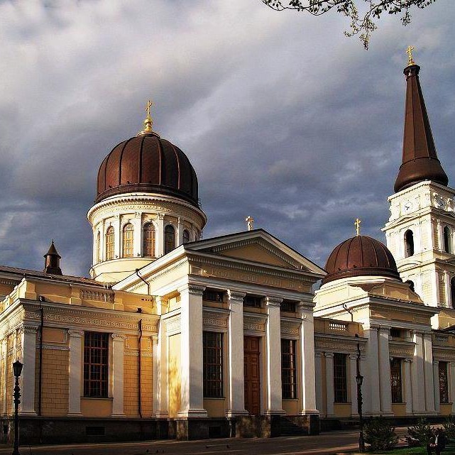 Спасо-Преображенский собор в Одессе поврежден в результате ракетной атаки