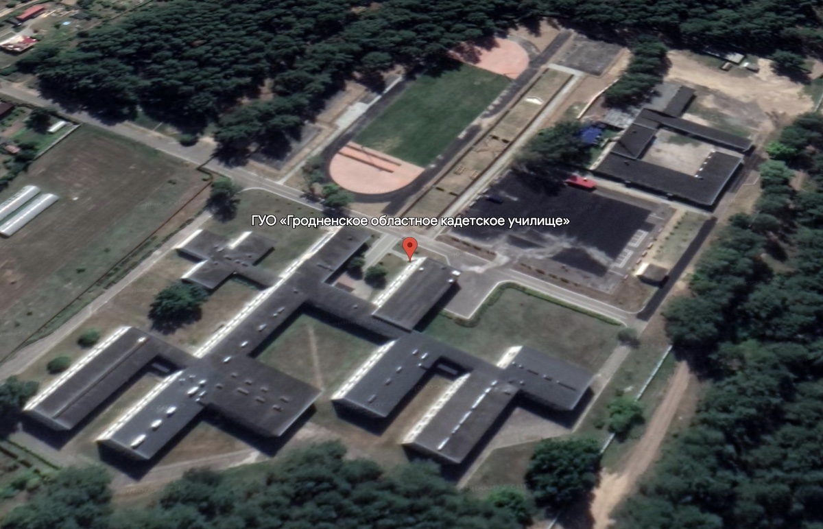 Танк обстрелял кадетское училище в Поречье Гродненской области