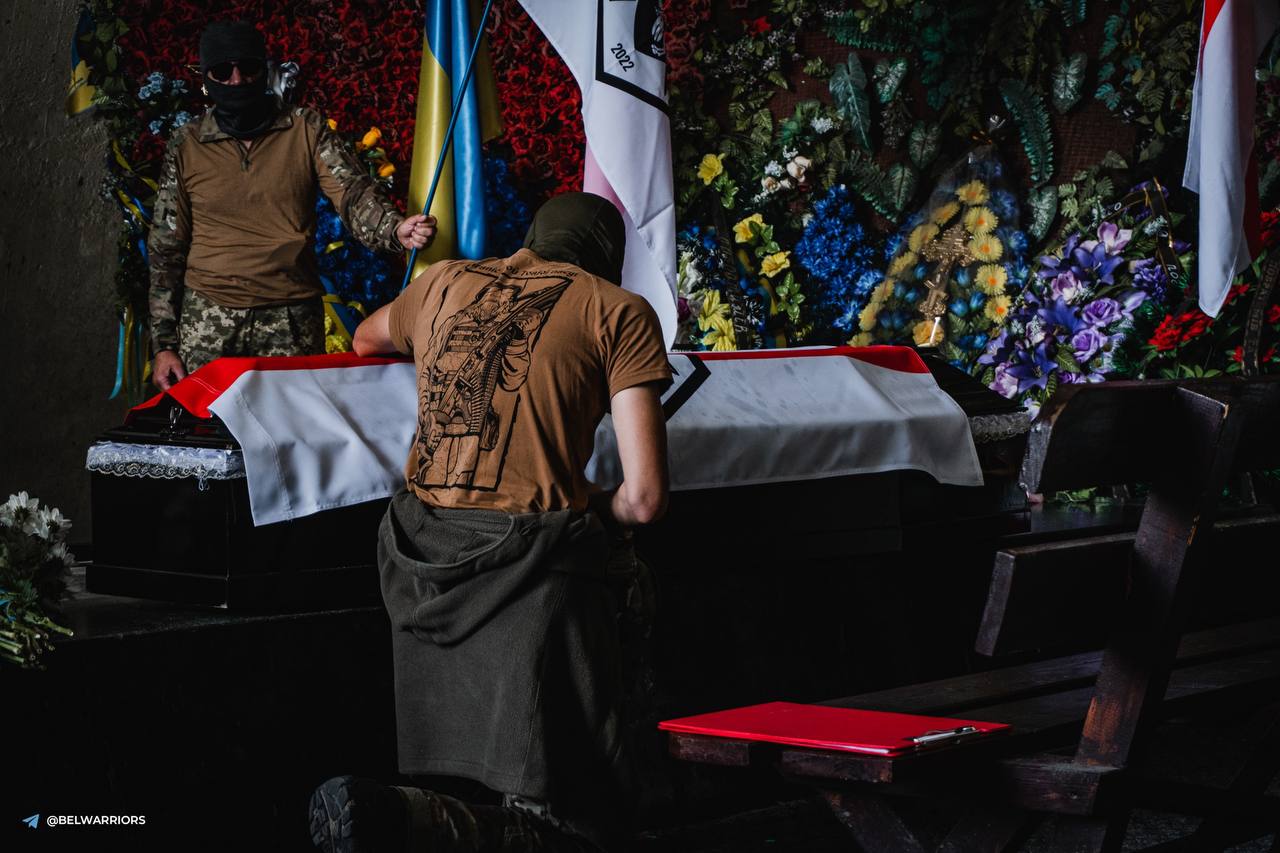 В Украине простились с погибшим бойцом батальона "Волат"