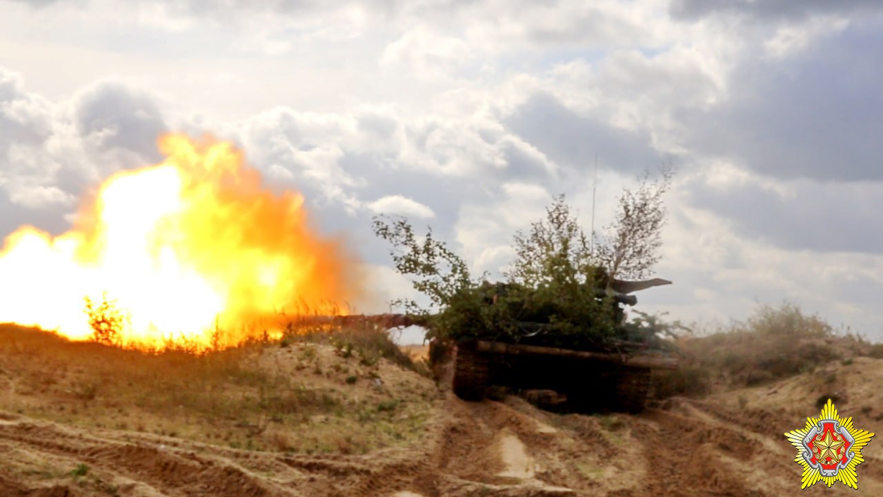 Учения в "максимально приближенной к боевой" обстановке проходят под Гродно