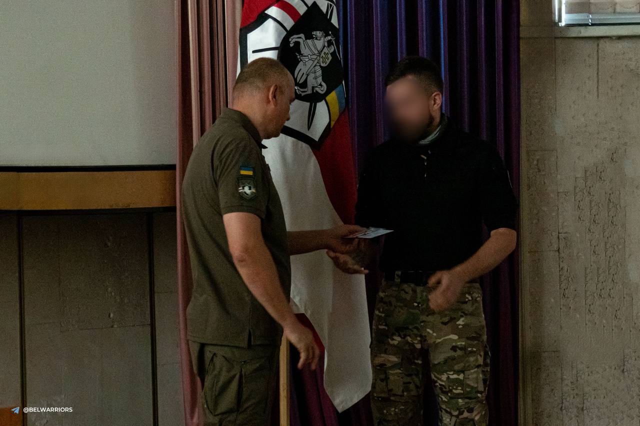 Бойцы полка Калиновского получили награды от ГУР Украины