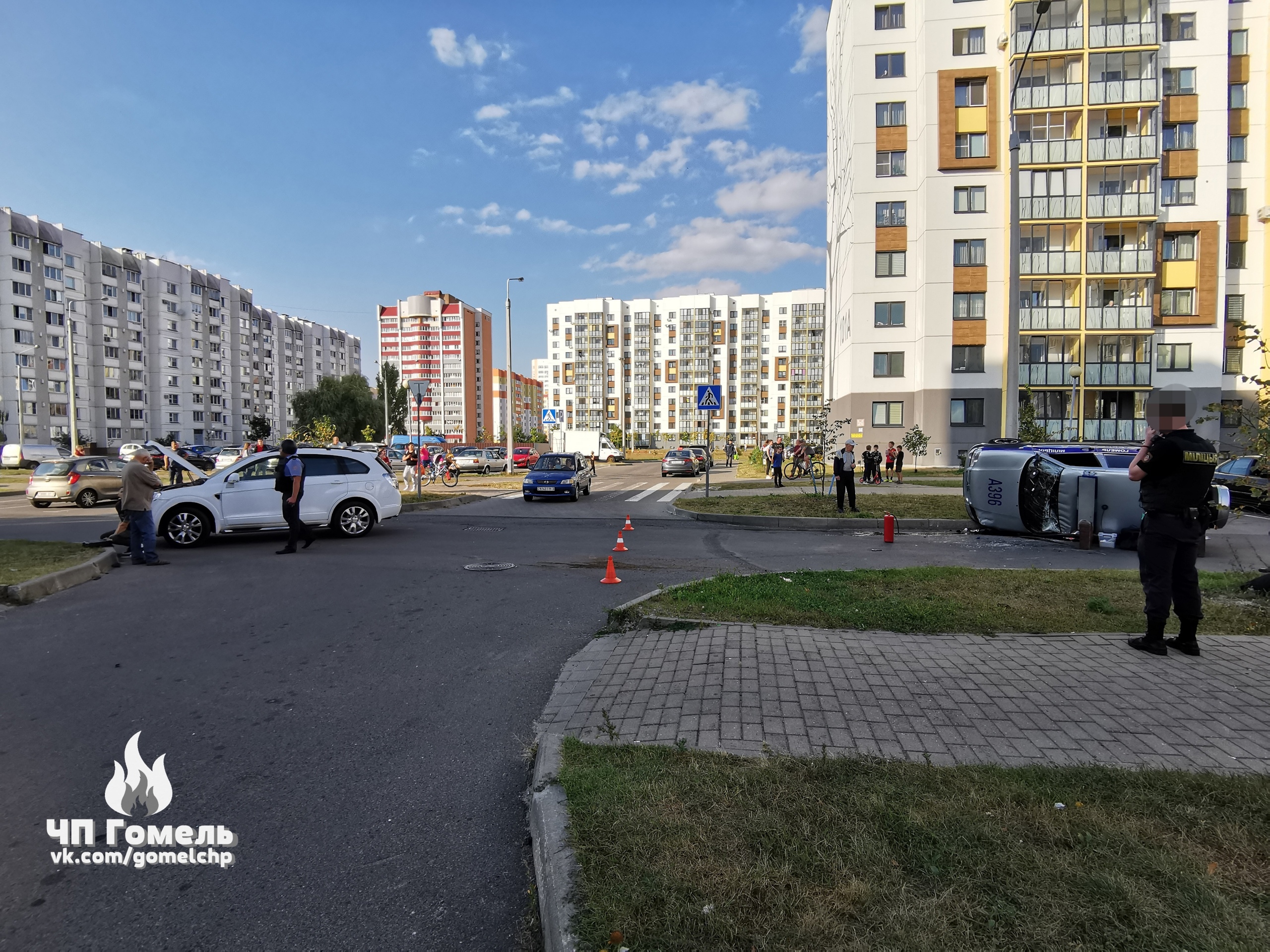 Автомобиль милиции протаранили в Гомеле