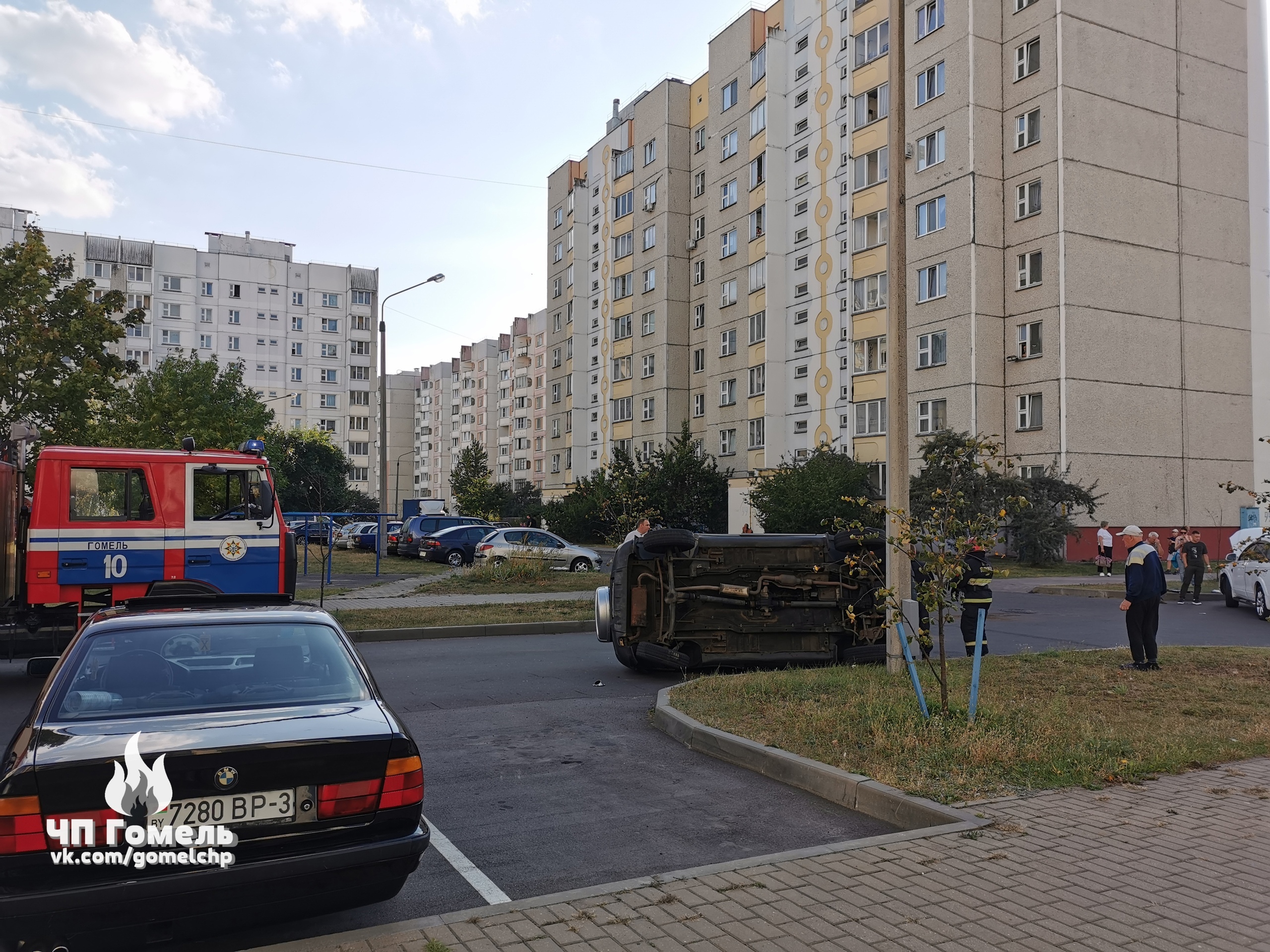 Автомобиль милиции протаранили в Гомеле