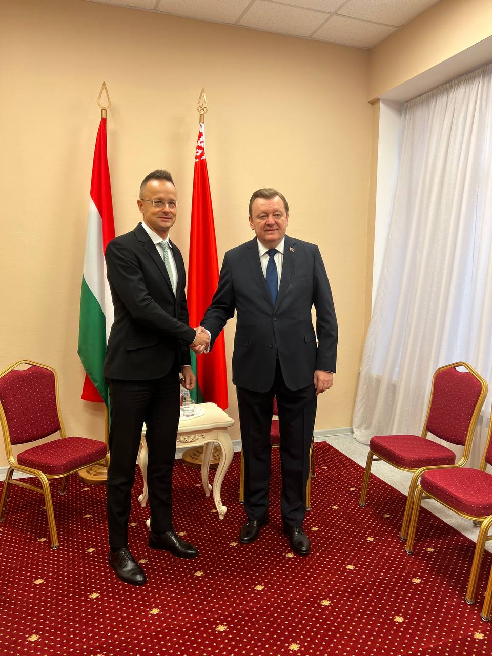 Глава МИД Венгрии примет участие в конференции по безопасности в Минске