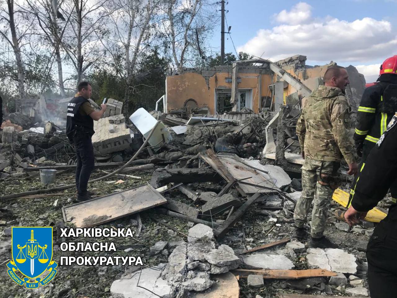 49 человек погибли из-за удара по магазину на Харьковщине