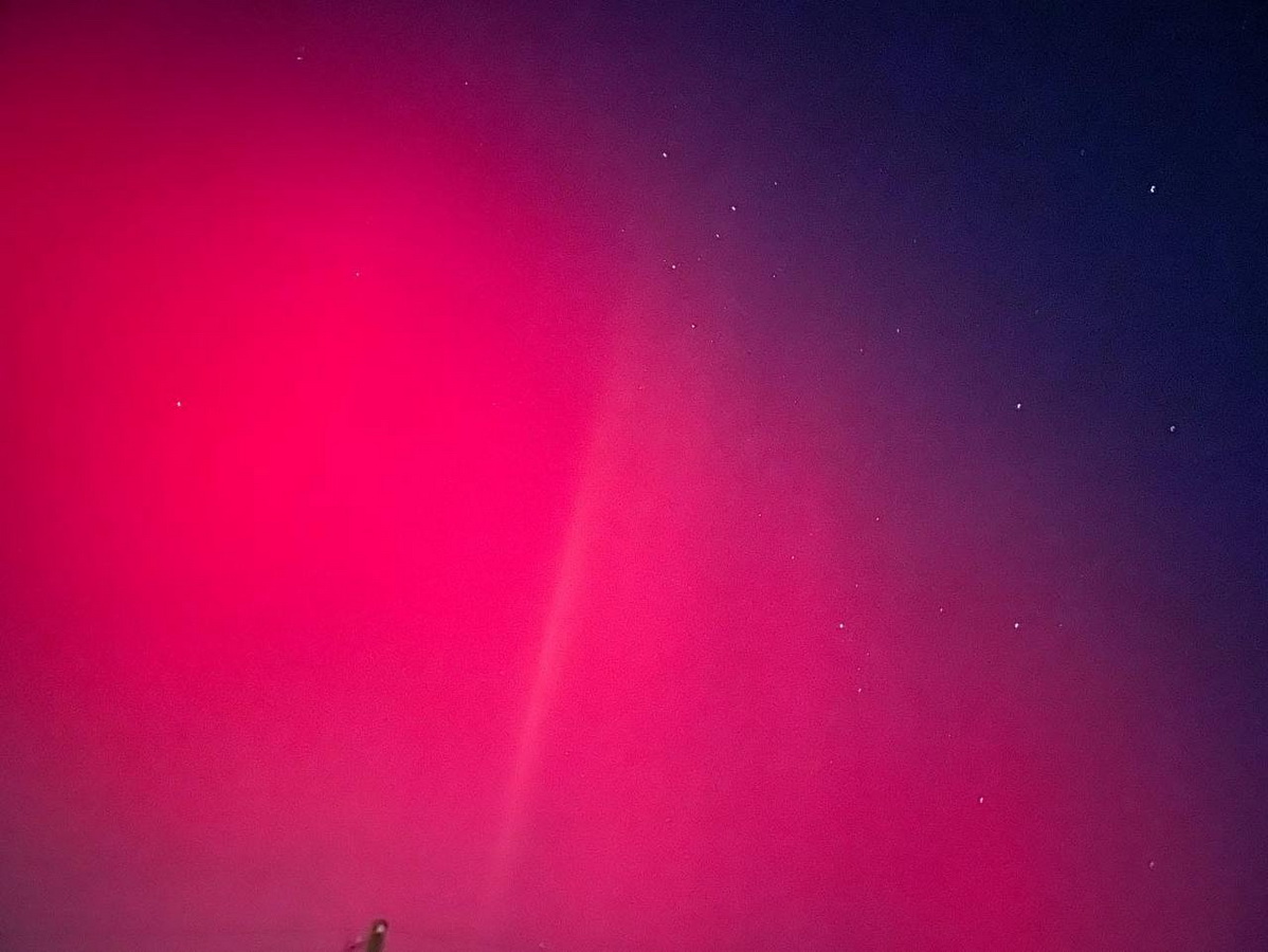 В Беларуси наблюдают северное сияние - фото