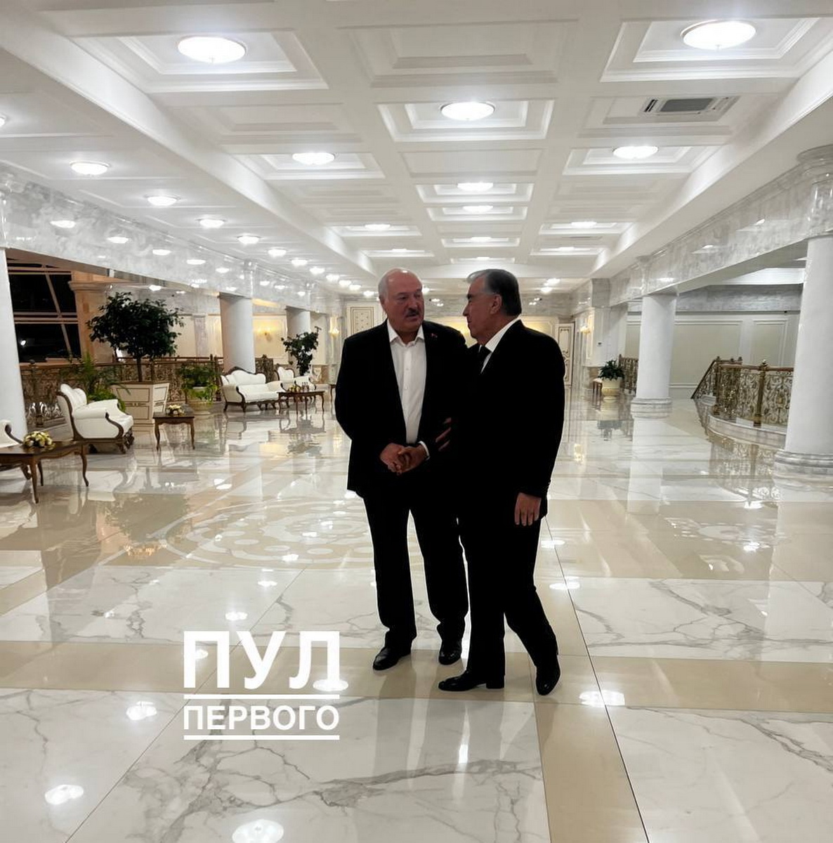 Лукашенко встречается с президентом Таджикистана