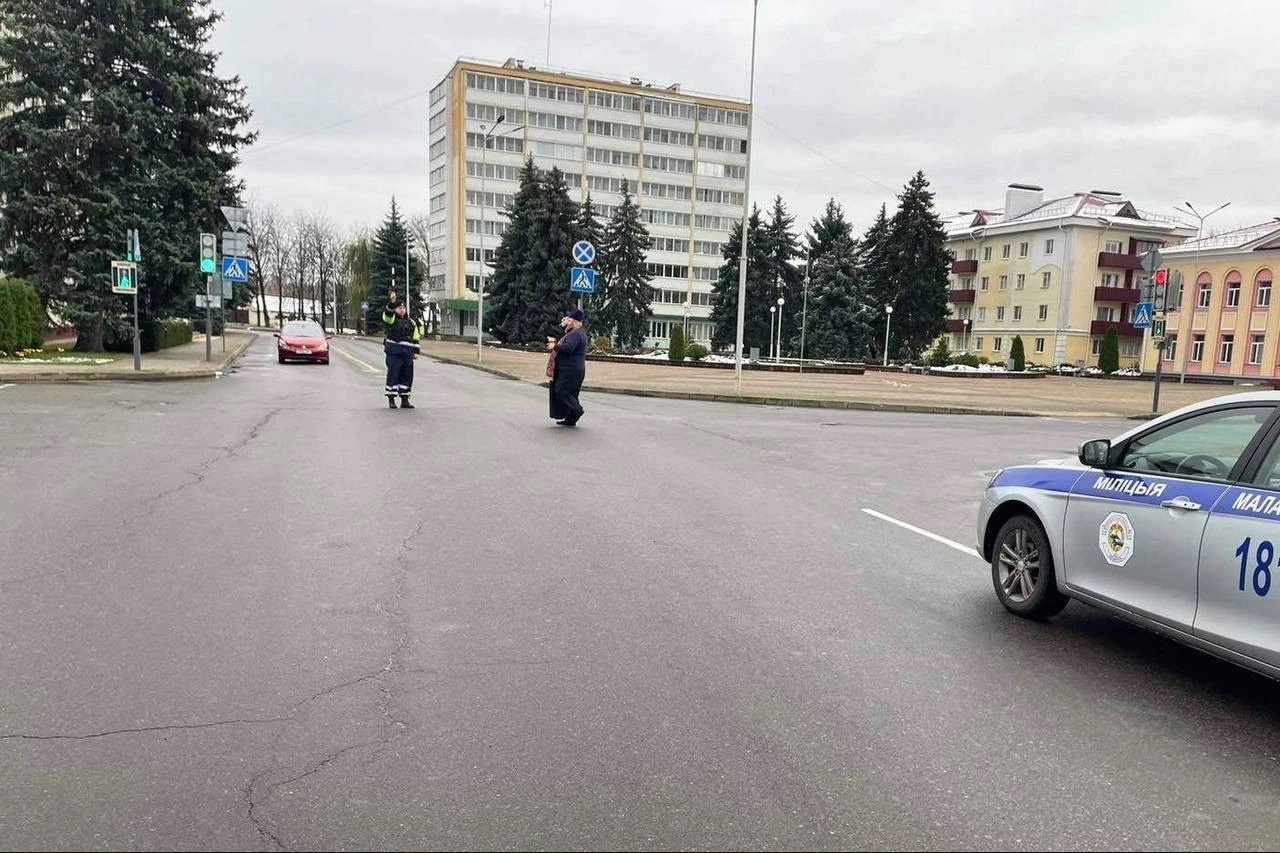 В Брестской области освятили опасные участки дорог