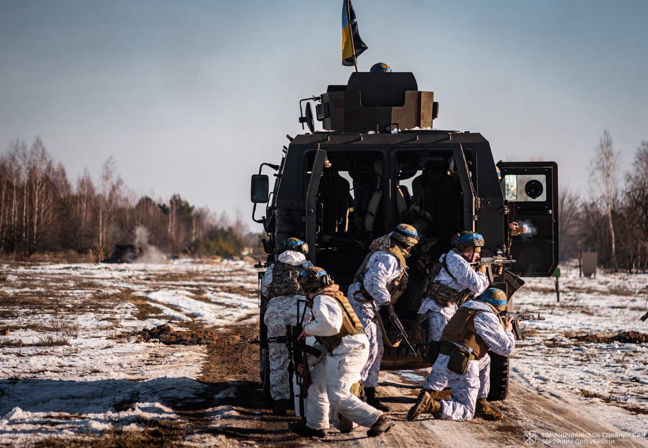 Украина провела учения по противодействию ДРГ на севере страны
