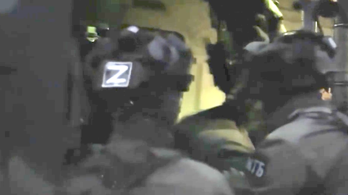 Спецназ, задержавший «диверсантов» в Лельчицком районе, использовал Z-символику - фотофакт