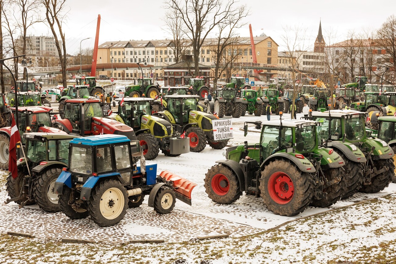 Латвийские фермеры протестуют против импорта беларусских и российских продуктов