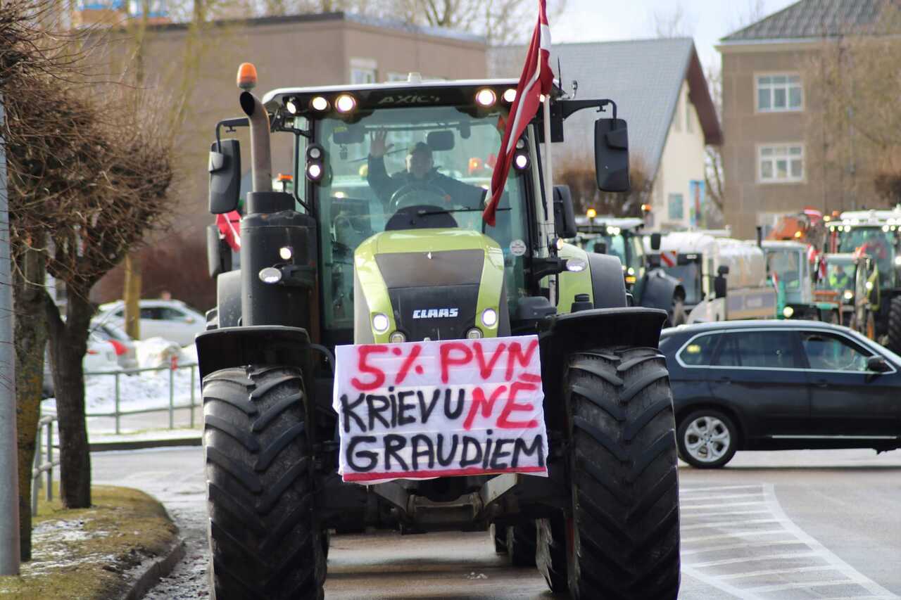 Латвийские фермеры протестуют против импорта беларусских и российских продуктов