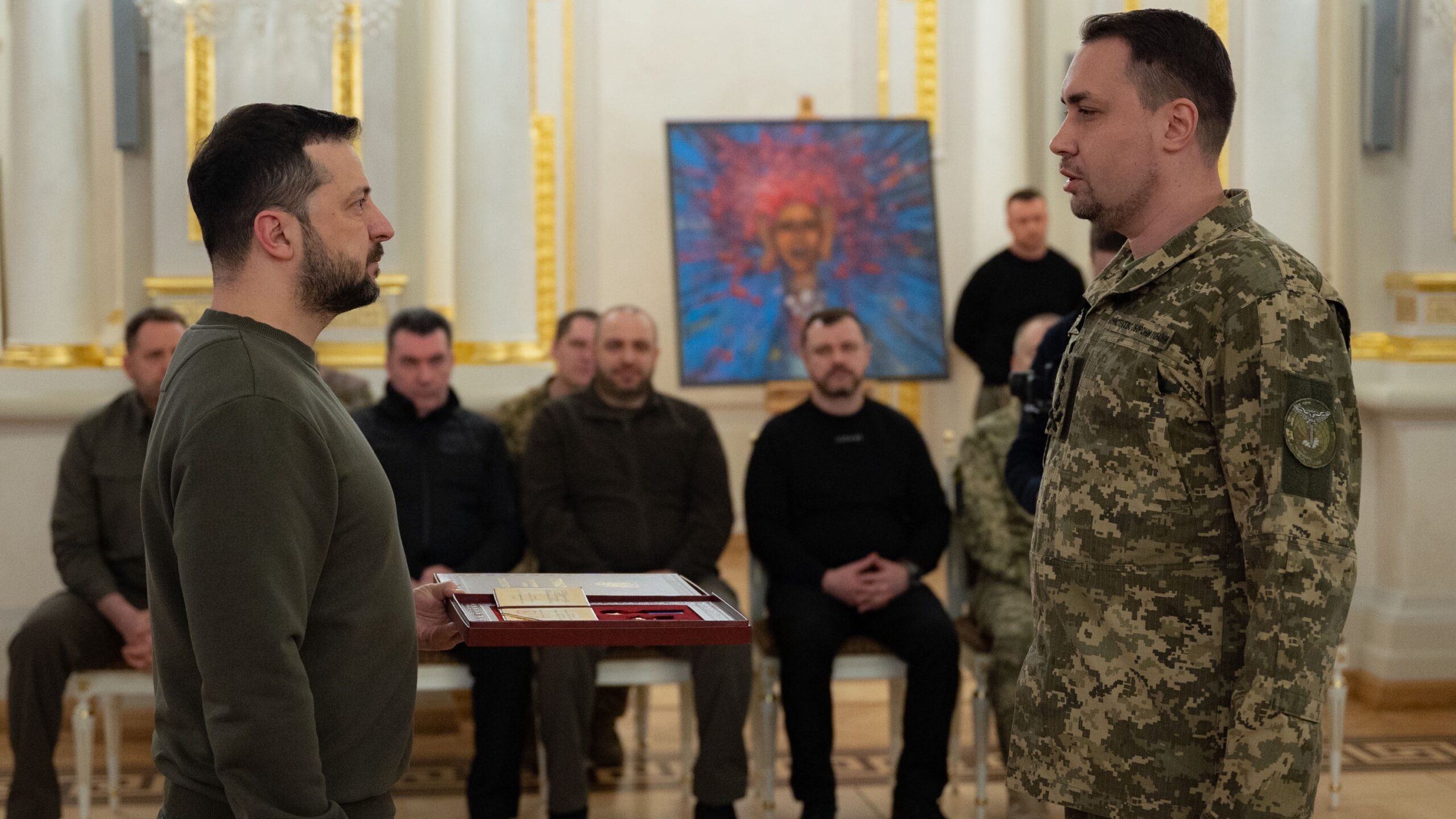 Зеленский присвоил Залужному и Буданову звание Героя Украины