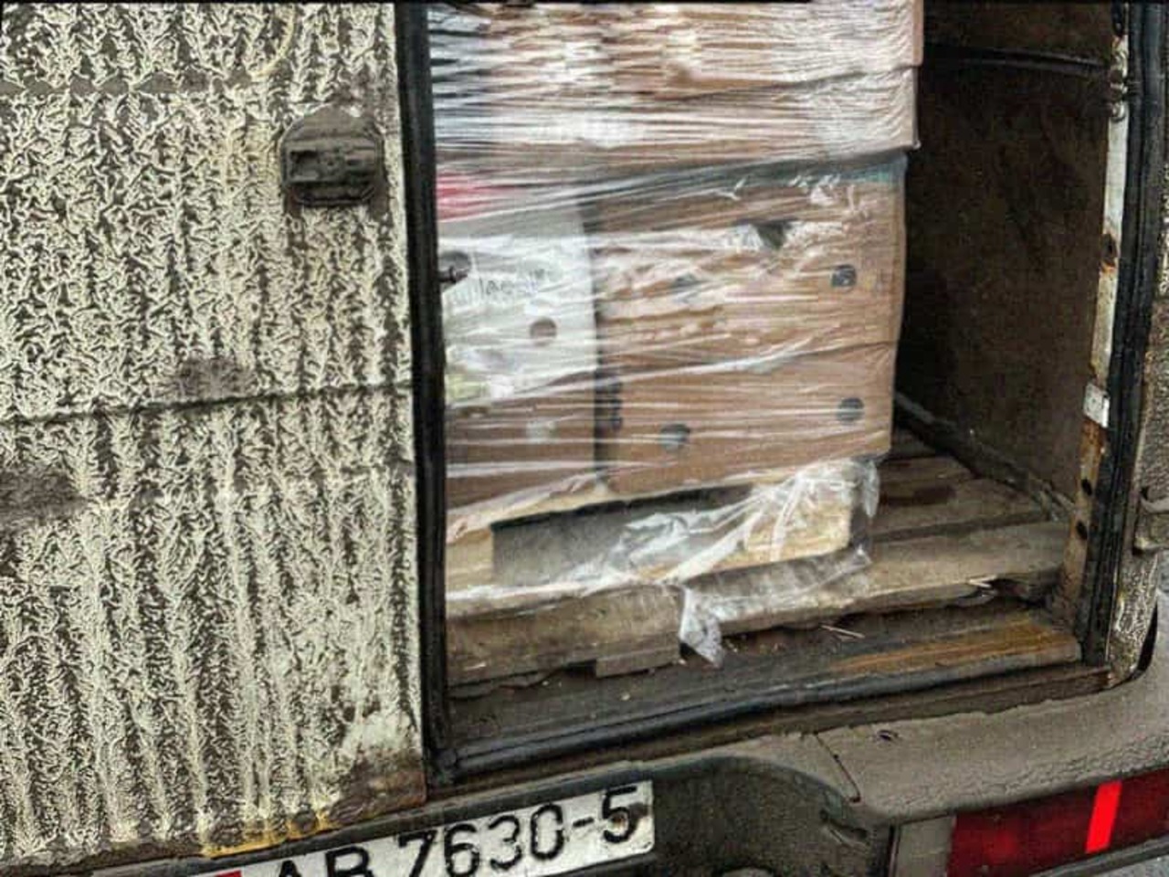 Двух беларусов с 5 тоннами сала задержали в России