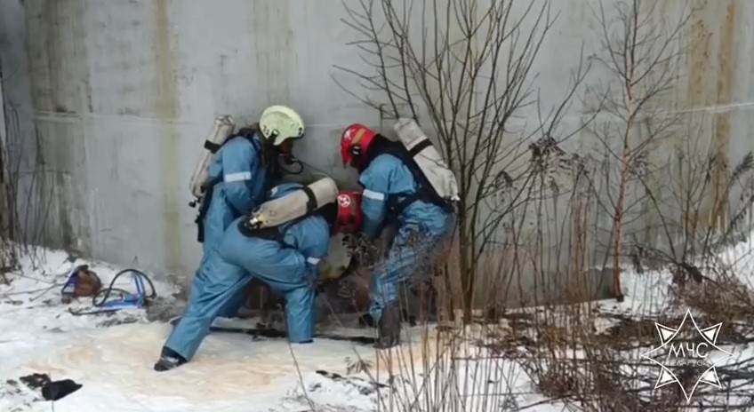 Бочку с карбамидно-аммиачной смесью прорвало в Борисовском районе