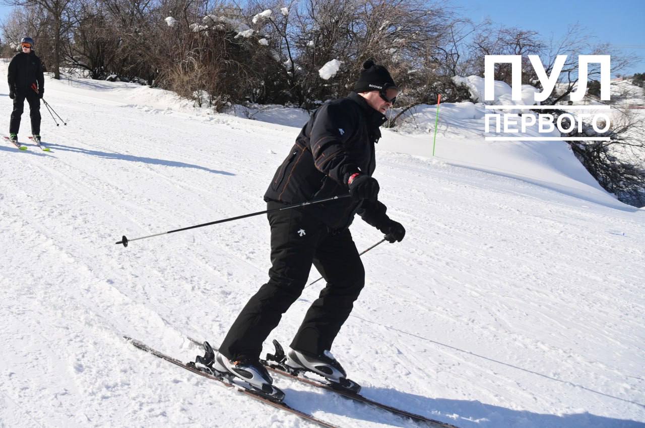 Лукашенко покатался на лыжах в Узбекистане