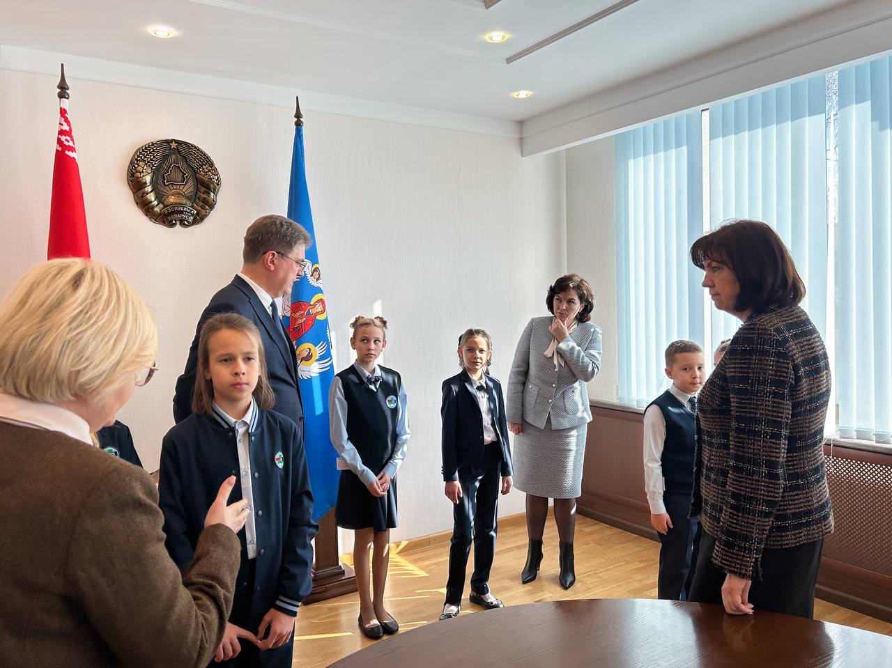 "Беллегпром" представил единую школьную форму для учащихся Минска