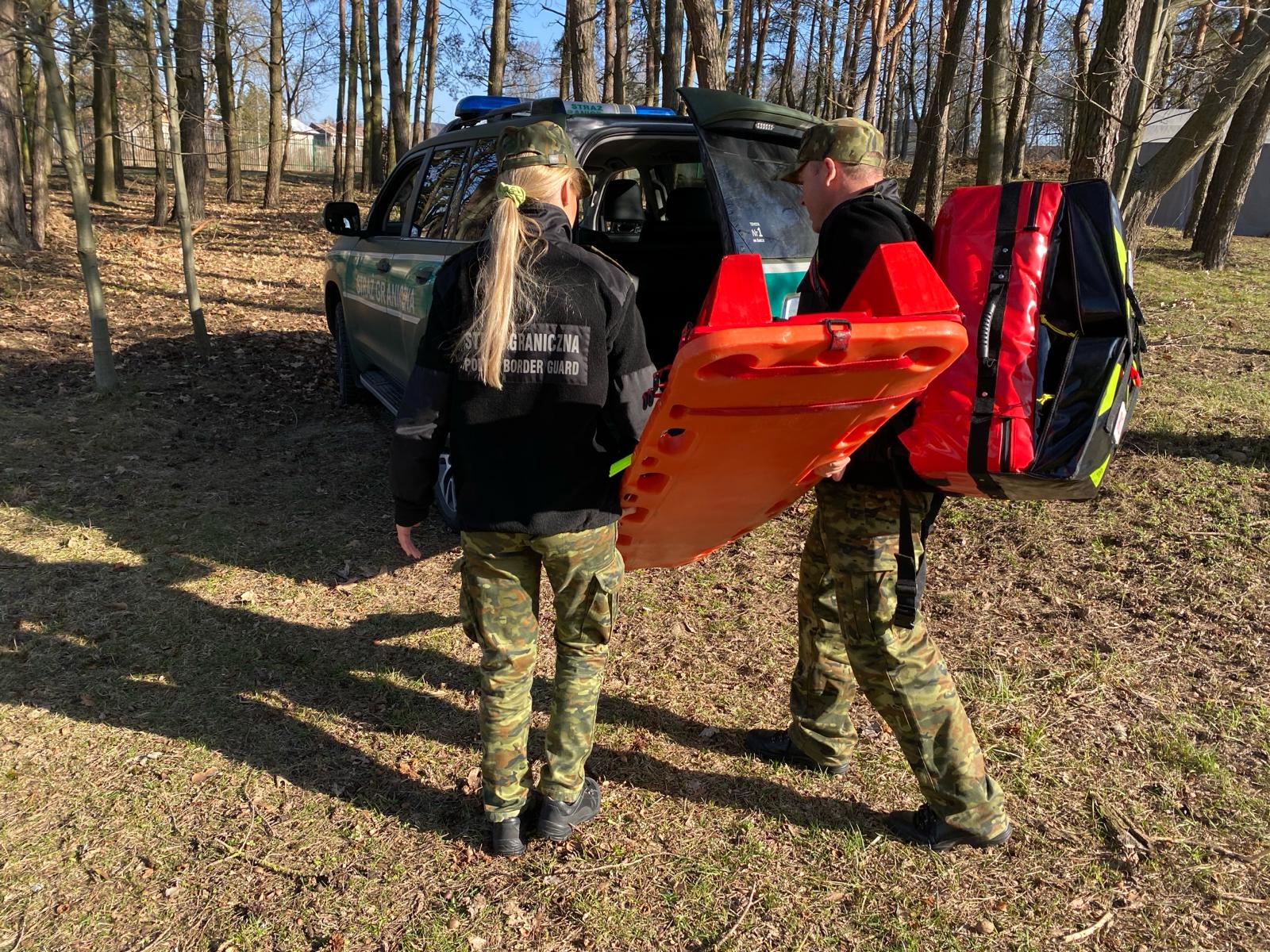 Погранохрана Польши создала поисково-спасательные отряды на границе с Беларусью