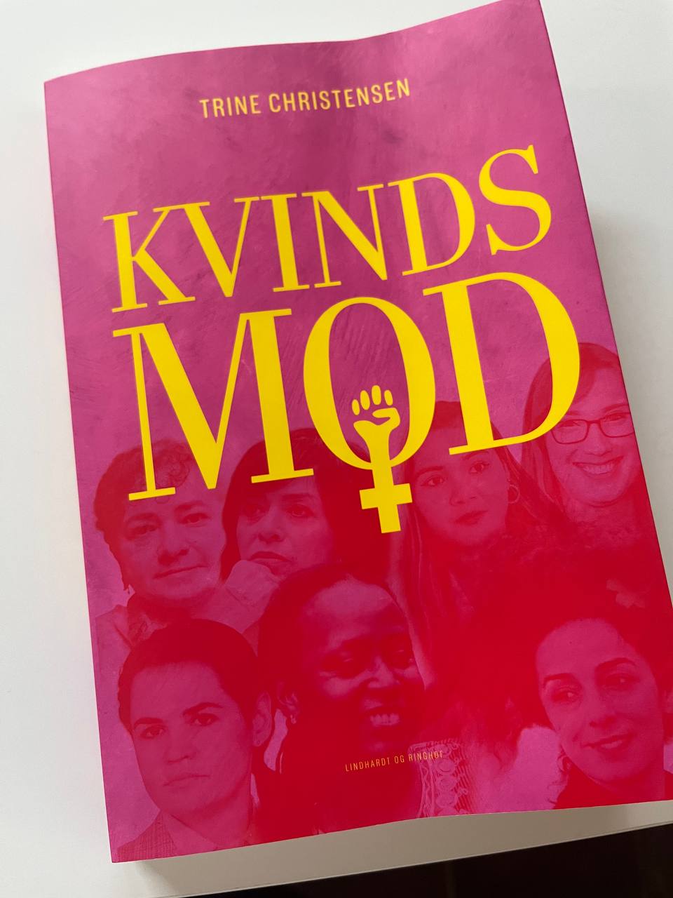 У Даніі выходзіць кніга «Kvindsmod», адной з гераіняў якой стала Святлана Ціханоўская