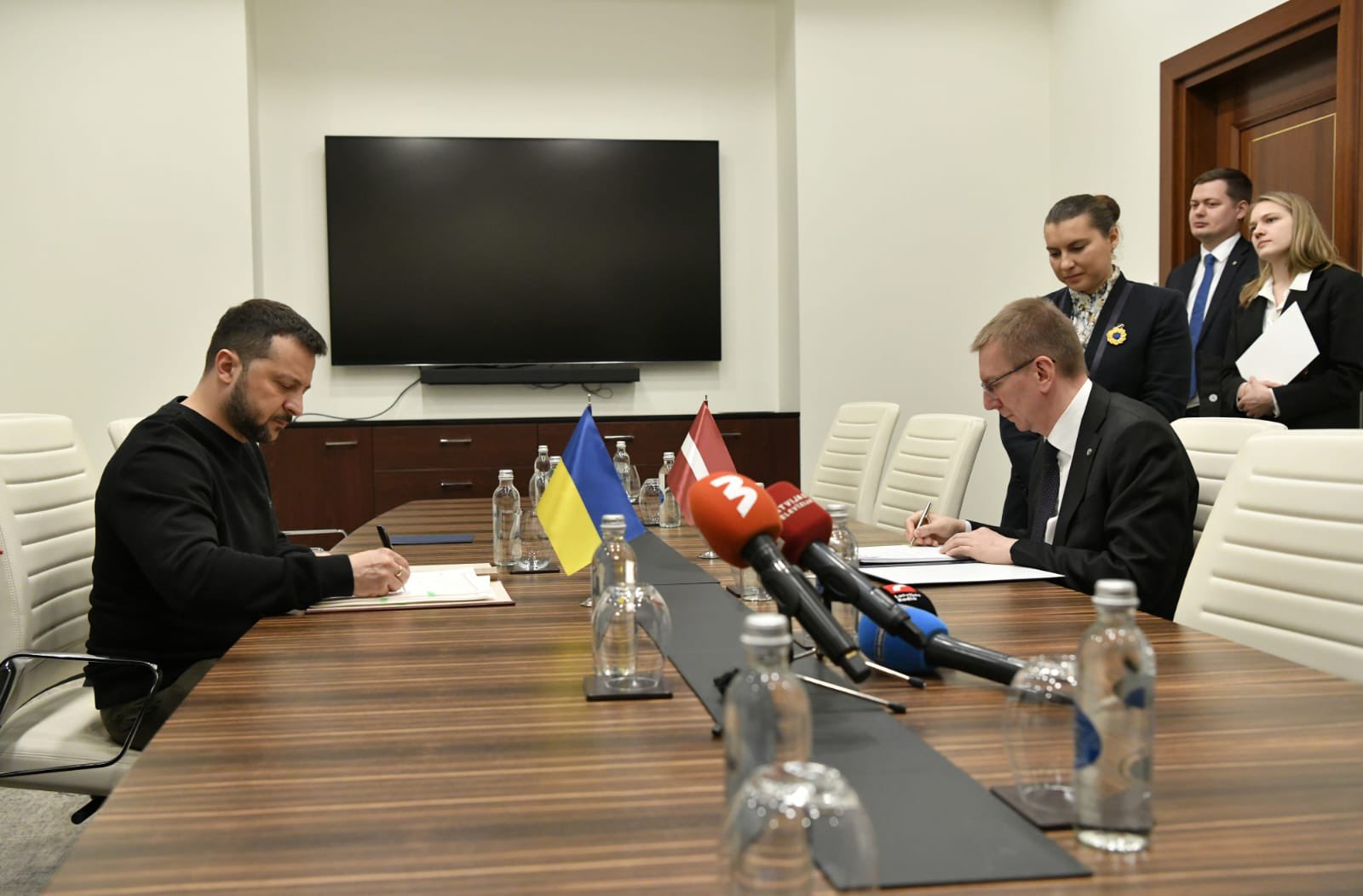 Украина и Латвия подписали соглашение о безопасности