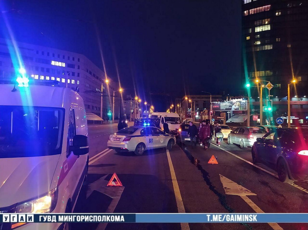 Маршрутчик спровоцировал столкновение четырех авто в Минске