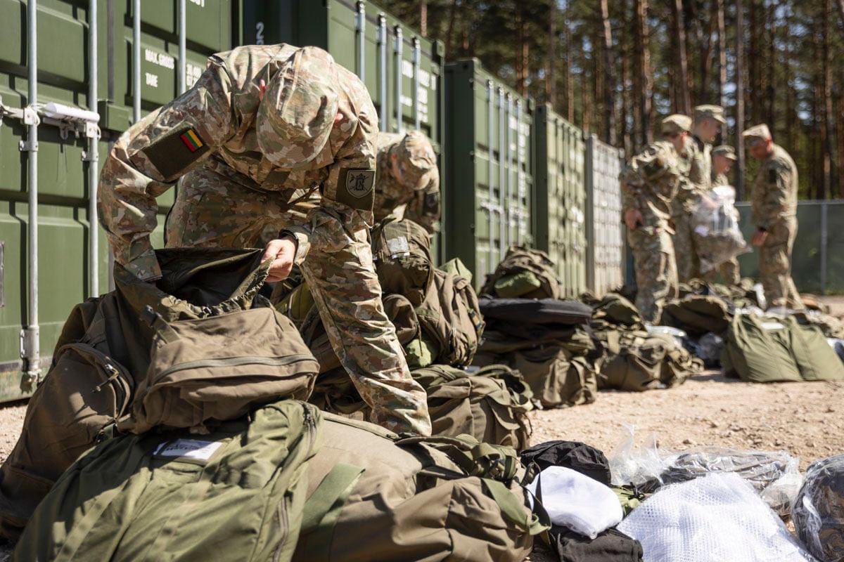 Литовская армия вызвала на мобилизационные пункты 2500 резервистов
