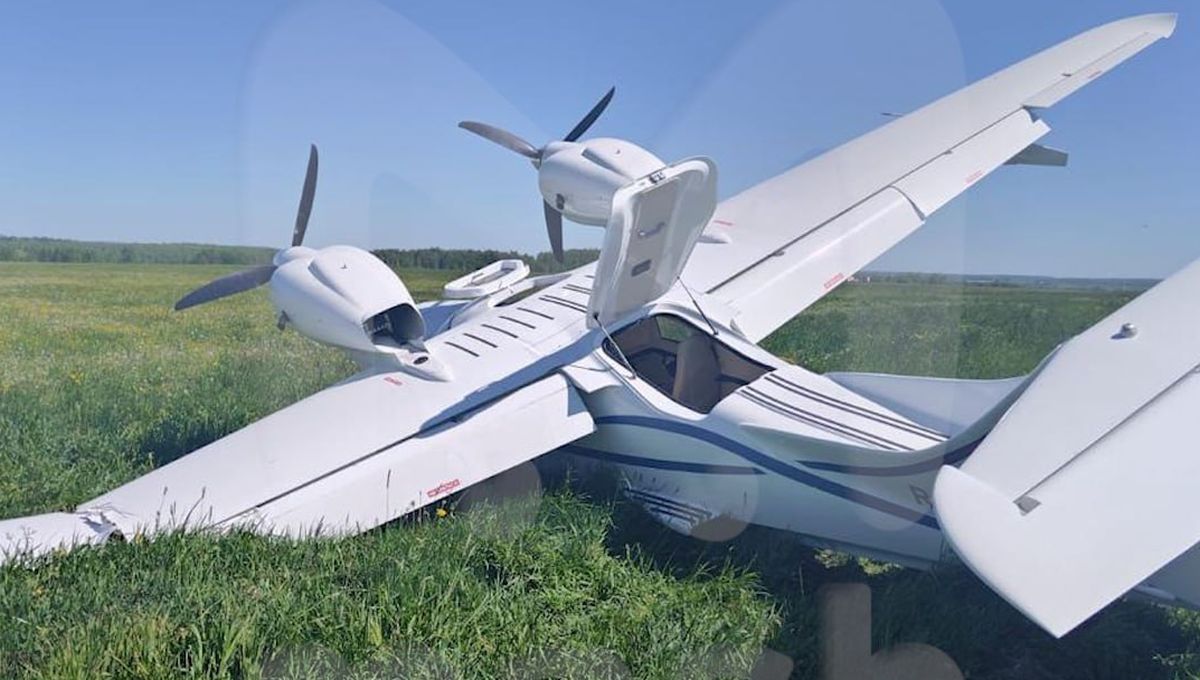 Летевший из Могилёва частный самолёт с беларусами на борту совершил аварийную посадку в Калуге