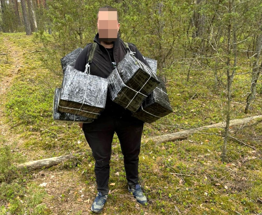 Литовский пограничник подозревается в содействии контрабандистам сигарет из Беларуси