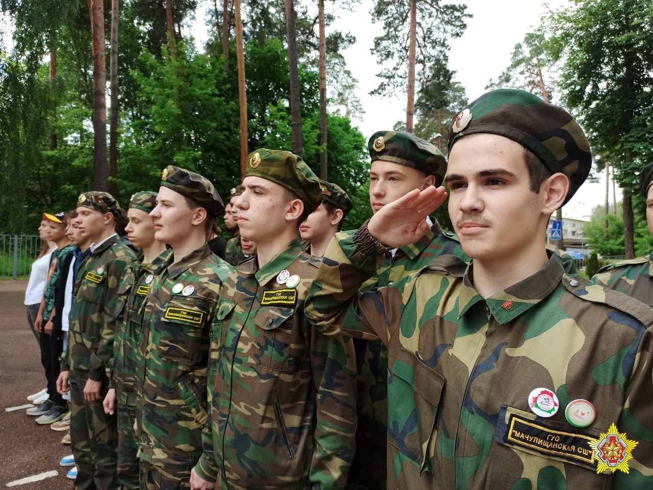Более 14 тысяч школьников примут в военно-спортивных лагерях за лето