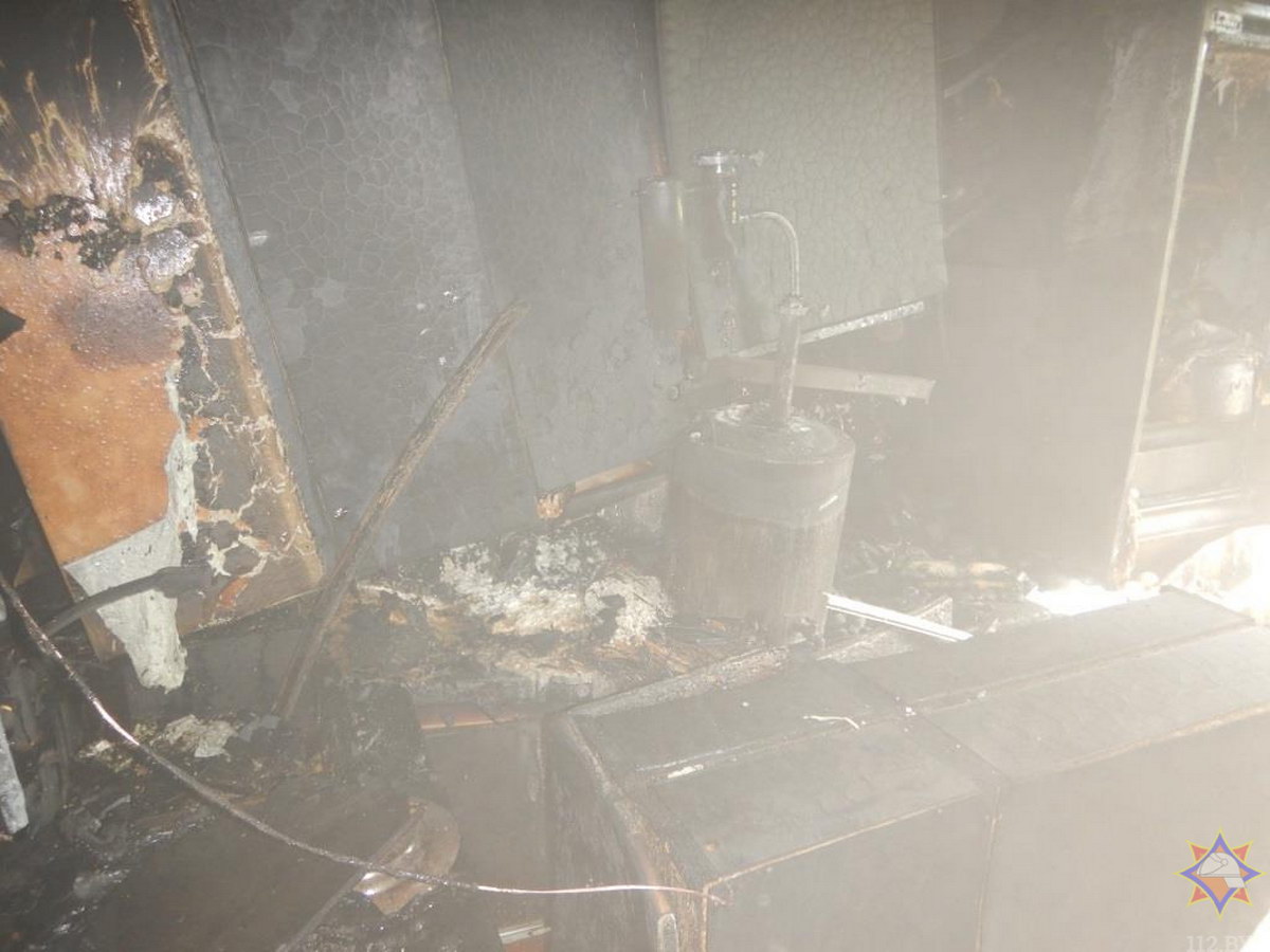 Самогонный аппарат вызвал пожар в могилевской квартире