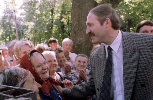 Александр Лукашенко в ходе избирательной кампании 1994 года