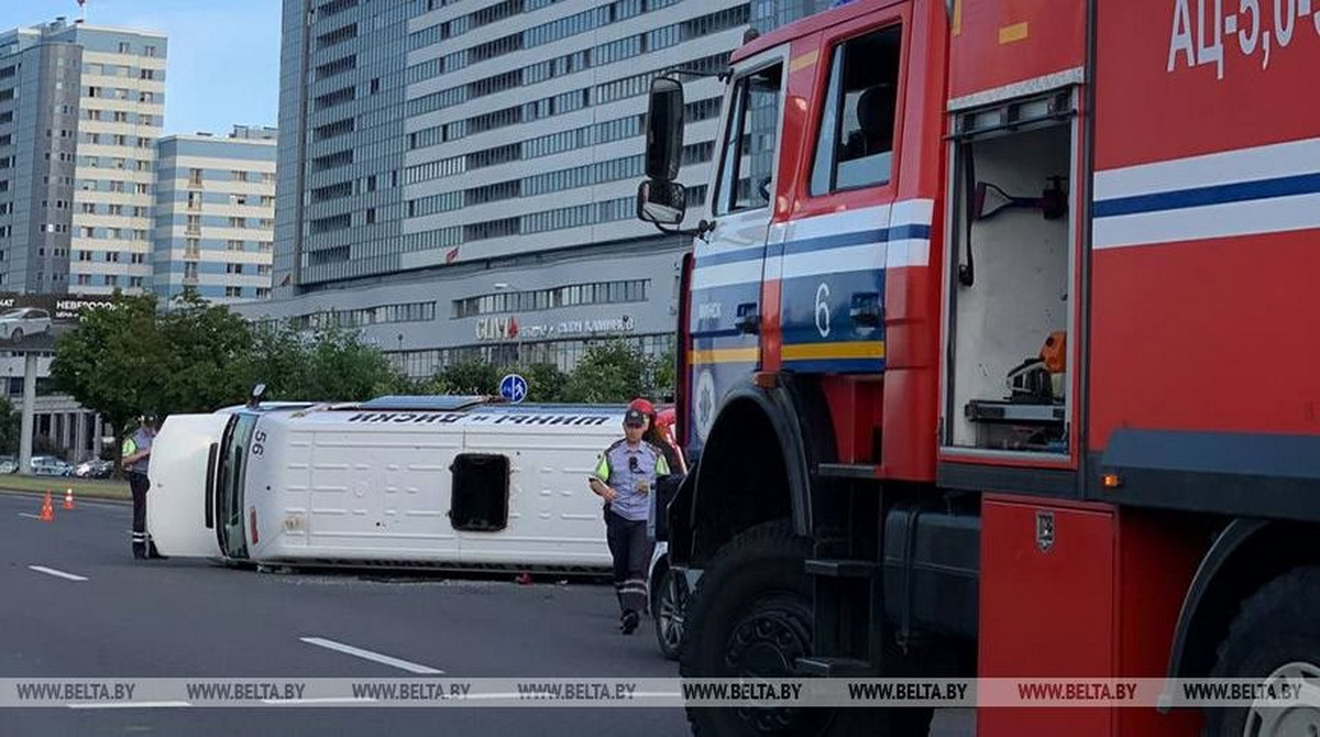 В ДТП с маршруткой в Минске никто не пострадал