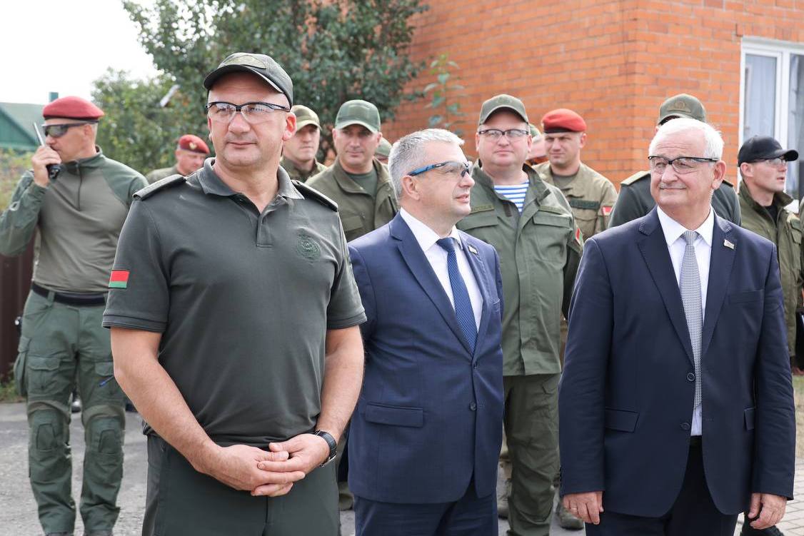 В Столине проходят учения по борьбе с вооруженными формированиями — фотофакт