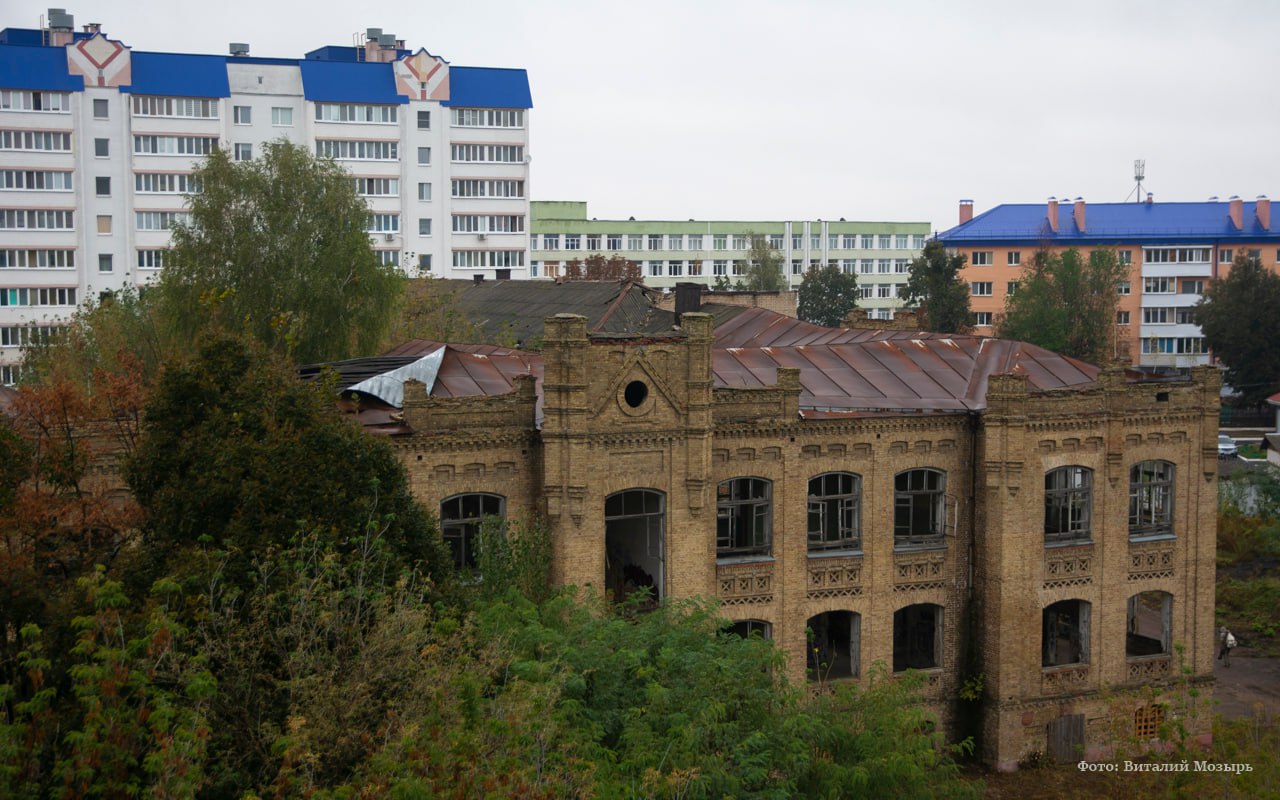 У будынку павятовай бальніцы ў Мазыры агнём цалкам знішчаны дах і частка перакрыццяў