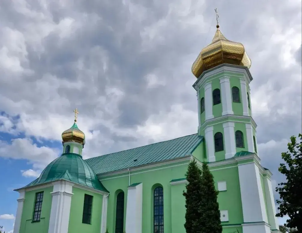 Спальванне кніг у печах калоній, ідэалагічная апрацоўка: Беларускі ПЭН выклаў маніторынг парушэнняў культурных правоў за дзевяць месяцаў гэтага года