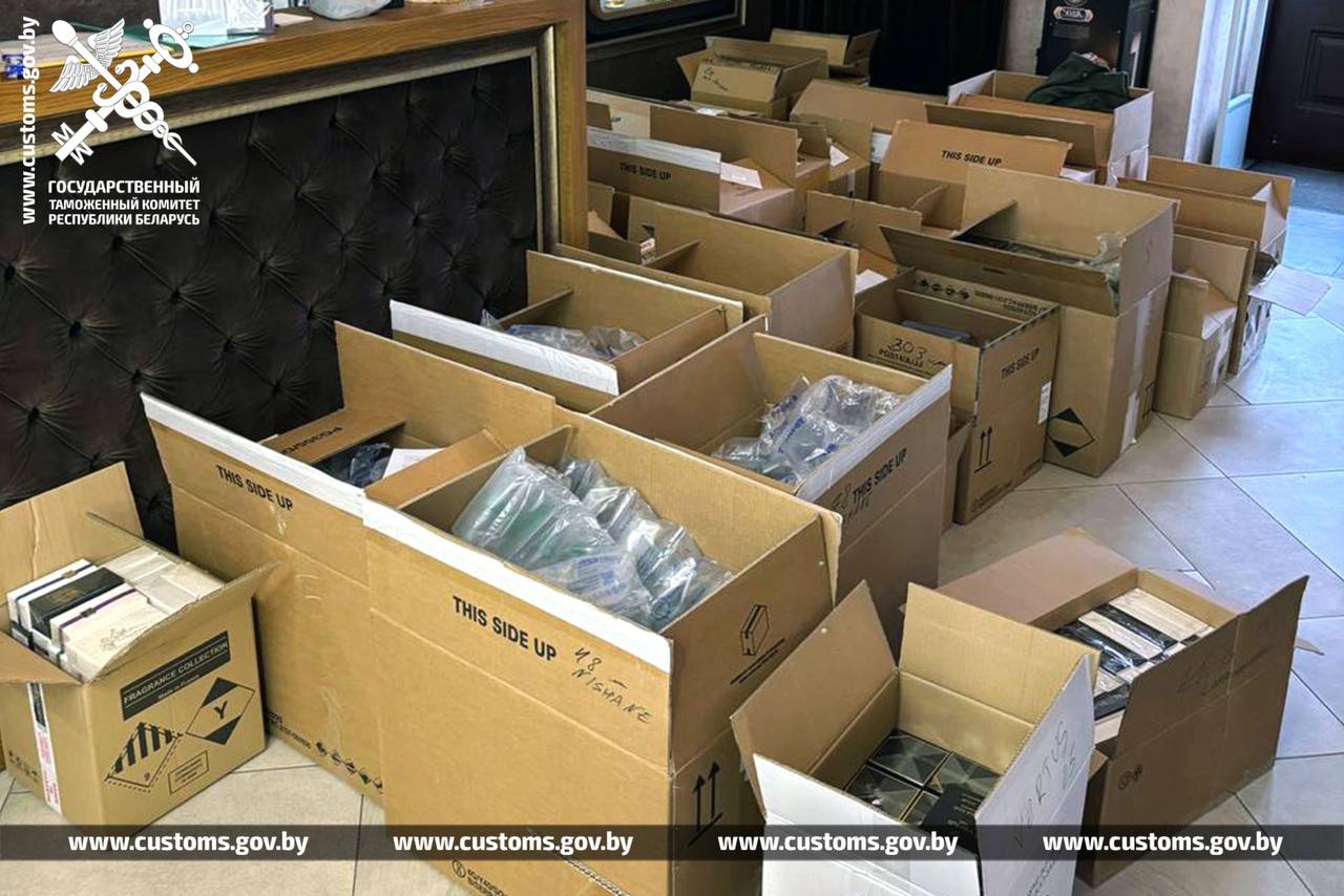 Таможня раскрыла схему незаконного ввоза премиальной парфюмерии на 2 млн долларов