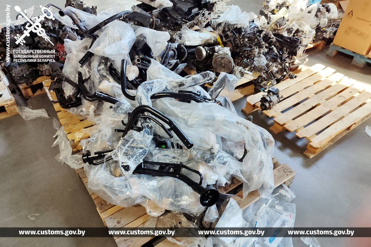Таможенники раскрыли схему незаконного ввоза автозапчастей
