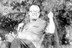 Адамовіч катаецца на арэлях - Copy