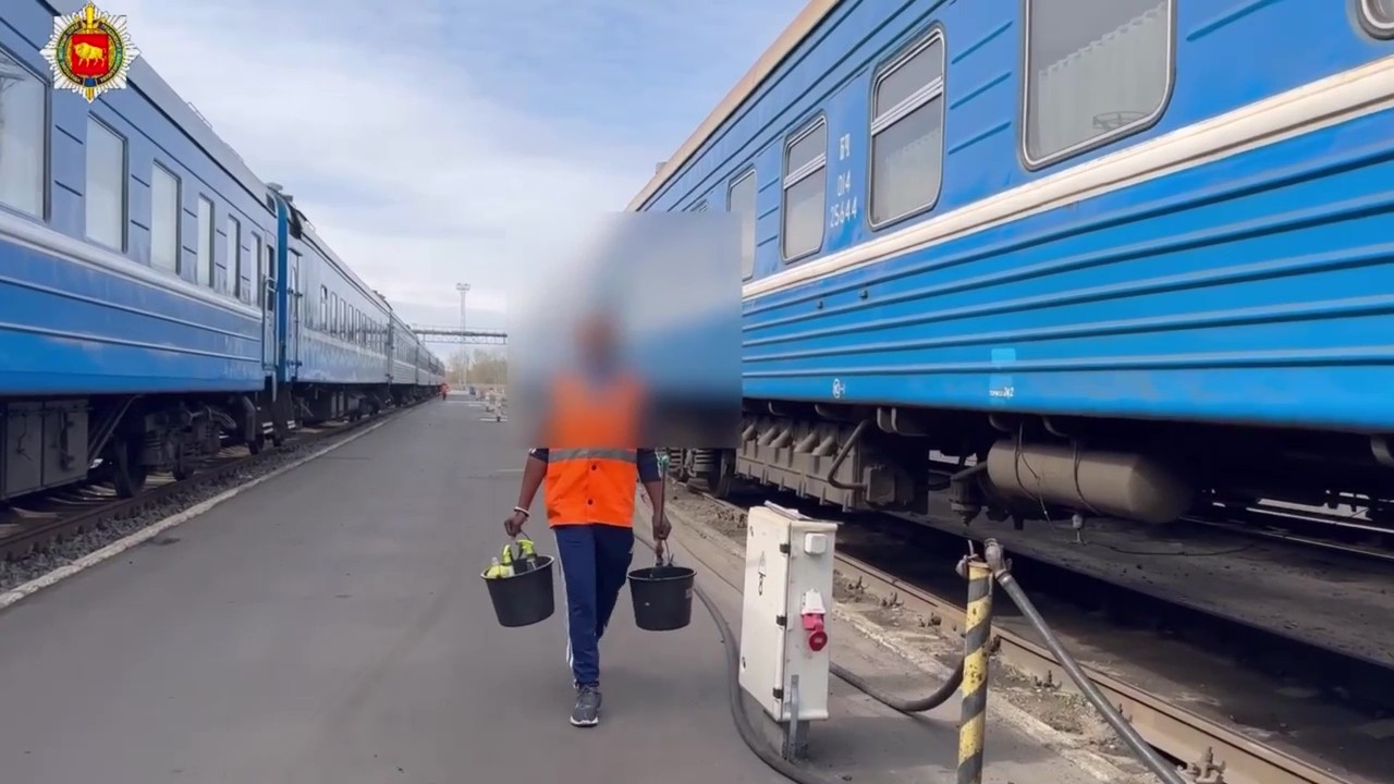 Гродненская милиция привлекла иностранцев к ответственности за мытье вагонов без разрешения
