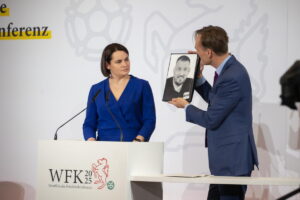 photo_2025-04-04_15-23-44